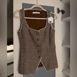 Brown checkered Top with Lace outlining. (Has a matching skirt) Brand New.